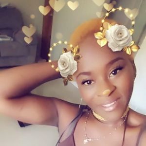 Meet your Posher, Renee